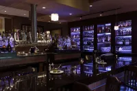 Hilton Garden Inn Des Moines Airport - bar