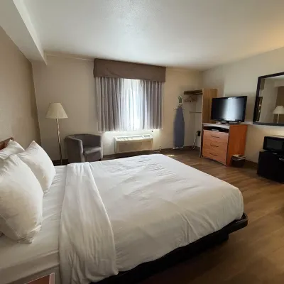SureStay by Best Western Albuquerque East I-40 Hotels near Los Altos Park Skatepark.