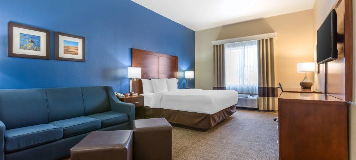 Comfort Inn and Suites Yuma I-8 Hotels in Yuma County