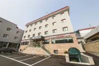 Sansu Hotel Hotels in 