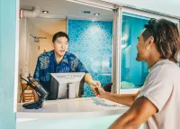 Waikiki Circle Hotel by Castle
