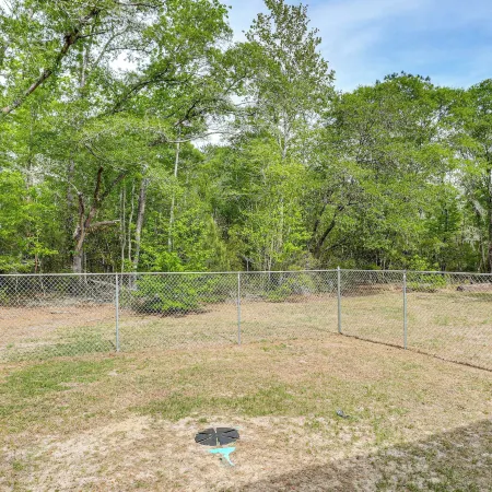Charming Retreat on 20 Acres w/ Private Lake!