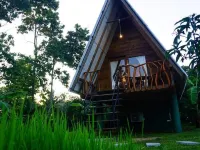 โกลเดน ร็อค รีทรีต โรงแรมในมะตะเล