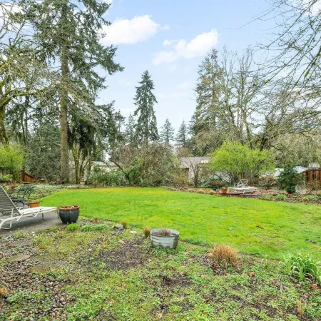 Oakway Oasis - 6 Minutes To Autzen 4 Bedroom Home