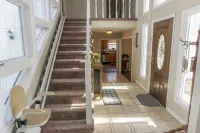 4Bedroom Vacation Home Just 4 Minutes to the Island at Pigeon Forge Heated Pool - Private Pools