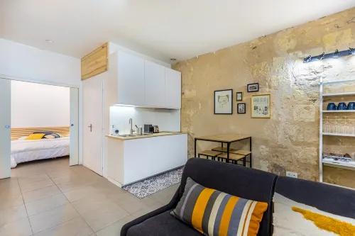 GuestReady - Cozy Apt at Frederic & Isabelle's - Condos
