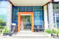 Luxury Twin Comfort Stay With Free Wifi Hotel di 