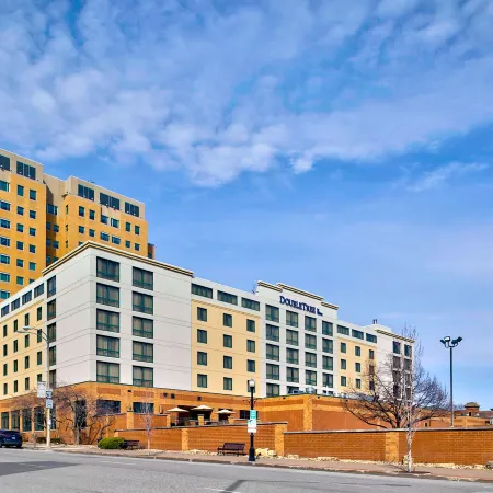 DoubleTree by Hilton Davenport