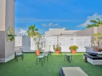 Great Key Biscayne family sized ocean front condo 3/3 with large pvt terrace. Hotels in Key Biscayne