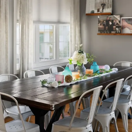Amazing Home Near IU's Campus with Indoor Basketball Gym & Outdoor Pool/Hot Tub