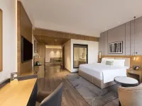 voco AMRITSAR by IHG Hotel dekat Bandara Sri Guru Ram Dass Jee