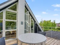 "Gullan" - 75m from the Sea