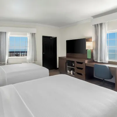 Hyatt Select Galveston Beachfront Отели рядом с достопримечательностью «Остров Галвестон»