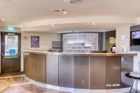 Premier Inn Chelmsford (Boreham) - 3-Star