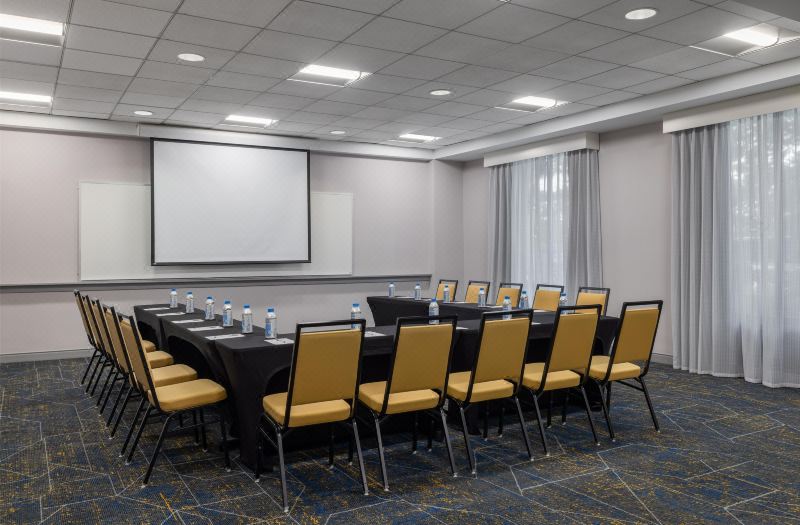 Hampton Inn Washington-Dulles Int'l Airport South photo 5