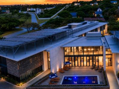 Royal St Andrews Hotel by Mantis