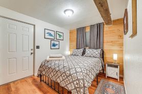 Sterling Home w/ Patio, BBQ Grill & Fire Pit!
