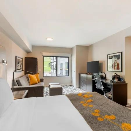 Cambria Hotel Copper Mountain