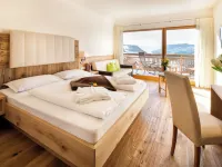 Hotel Gasthof Kircher Hotels in Fie