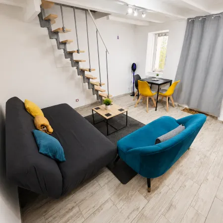 35 m² duplex 8 min walk to Montluçon train station