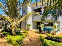 The Retreat Apartments - Apartments
