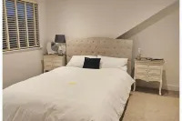 5 Bed Sleeps 7 New Build Detached Property