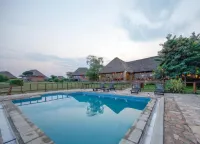 Ihamba Lakeside Safari Lodge - ที่มีสระว่ายน้ำ