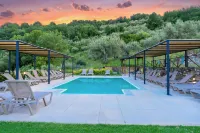 Le Querce Farmhouse - Pools