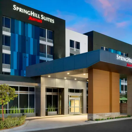 SpringHill Suites San Diego Mission Valley Отели рядом с достопримечательностью «Стадион SDCCU»