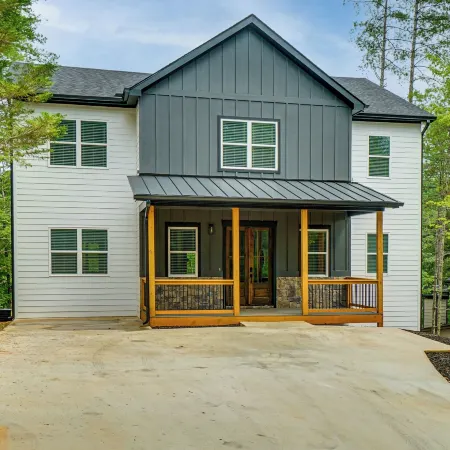 Luxe 4BR Cabin at Innsbruck Resort in Helen