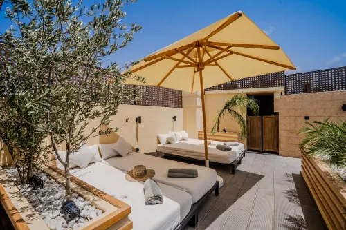 Riad Casa Lalla – Rooftop, Restaurant & Spa Medina - Romantic