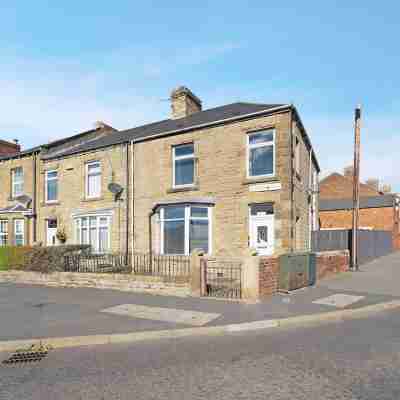4BR on Durham Road Perfect For Large Groups Hotel Exterior