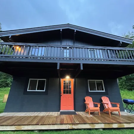 Charming Pet-Friendly Retreat in the Vermont Woods