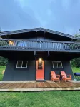 Escape to Your Own Private Vermont Retreat - シャレー