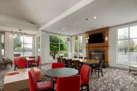 Hilton Garden Inn Portland Airport - bar
