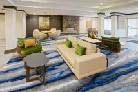 Fairfield Inn & Suites Elizabethtown - parking