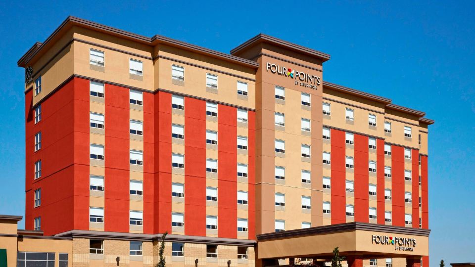 Four Points by Sheraton Edmonton Gateway