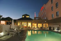 Hilton Garden Inn Victorville - parking