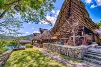 Morgan's Rock Reserve & Ecolodge - parking