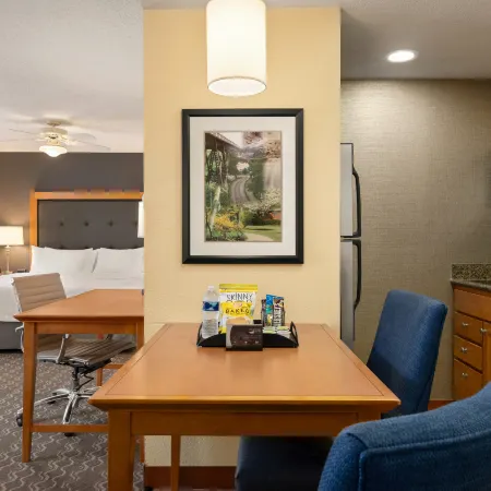 Homewood Suites by Hilton Allentown-Bethlehem Airport