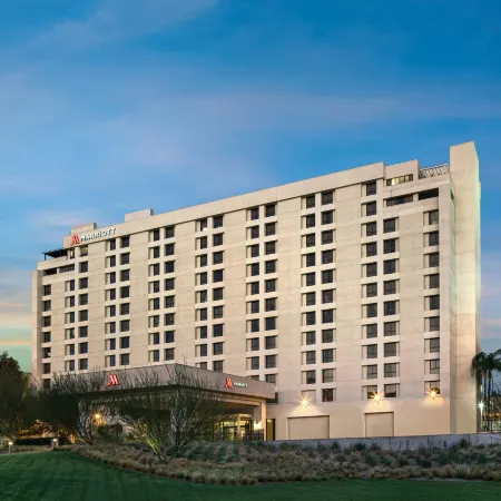 Marriott Riverside at the Convention Center