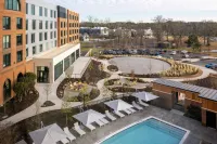Trilith Guesthouse, Fayetteville, GA, A Tribute Portfolio Hotel - Pools