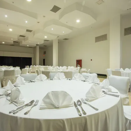 Holiday Inn Express NUEVO LAREDO by IHG