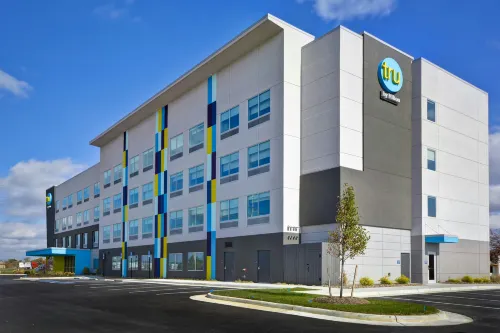 Tru by Hilton Winchester - Pools