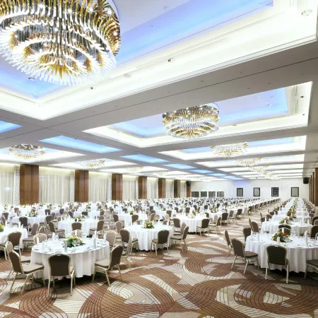 DoubleTree by Hilton Hotel & Conference Centre Warsaw