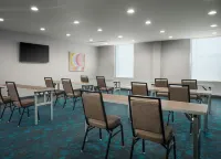 Home2 Suites by Hilton Jackson Pearl - Pools