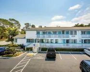 Arbor Inn Monterey - parking