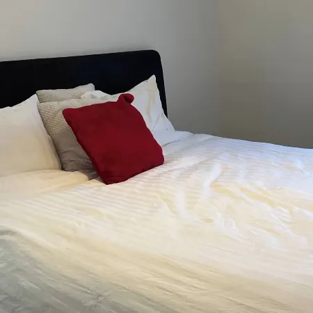 2 Bedrooms Flat at Train Station