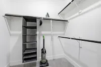 Stylish 1BR near Universal Studios - balcony