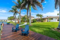 416 S Banana River Blvd - Pools